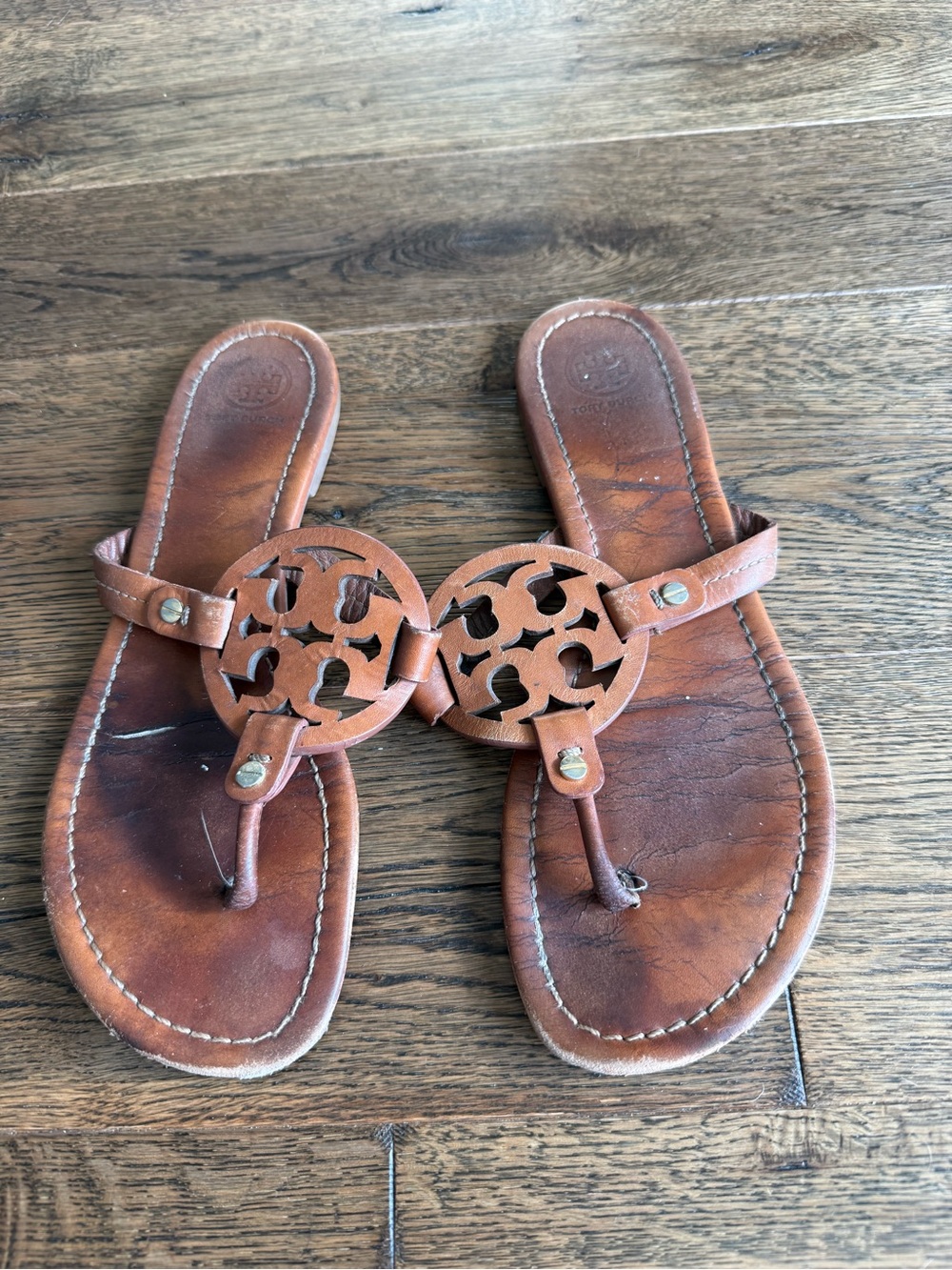 Tory Burch Miller Brown Leather Logo Sandals – Size 9.5